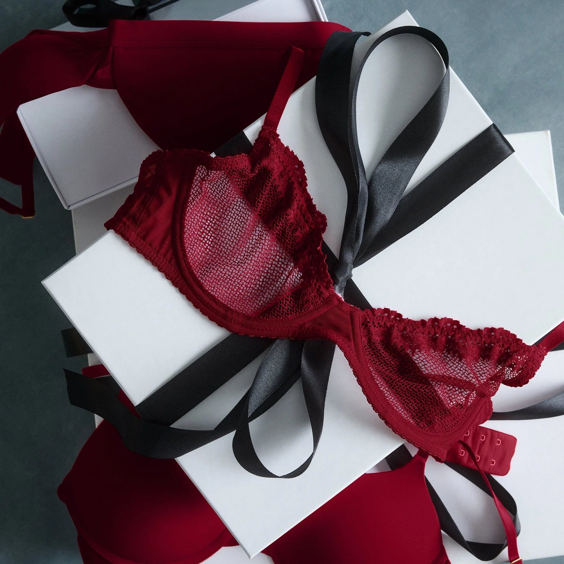 Signature Unlined Demi Bra Black Cherry